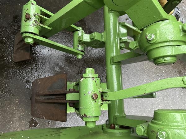 Grote foto celli y70.160 spitmachine met rol agrarisch akkerbouw