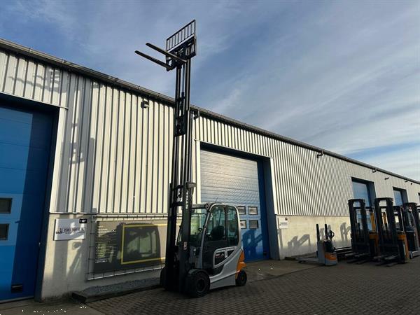 Grote foto vs 22015 elektrische triplex heftruck still rx60 30 vorkenspreider agrarisch heftrucks