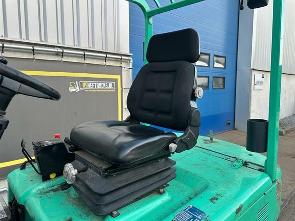 Grote foto vs 22026 elektrische triplex heftruck mitsubishi fb35k agrarisch heftrucks