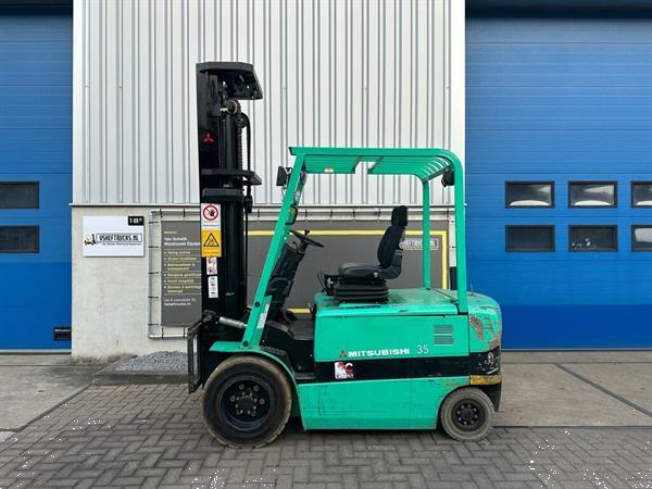 Grote foto vs 22026 elektrische triplex heftruck mitsubishi fb35k agrarisch heftrucks