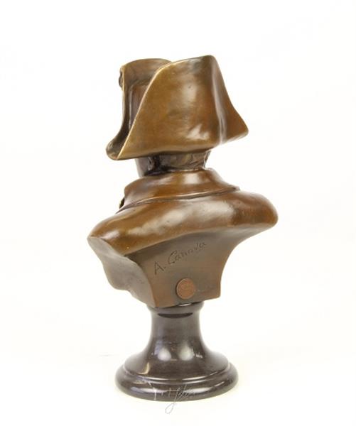 Grote foto een bronzen sculptuur van napoleon buste tuin en terras tuindecoratie