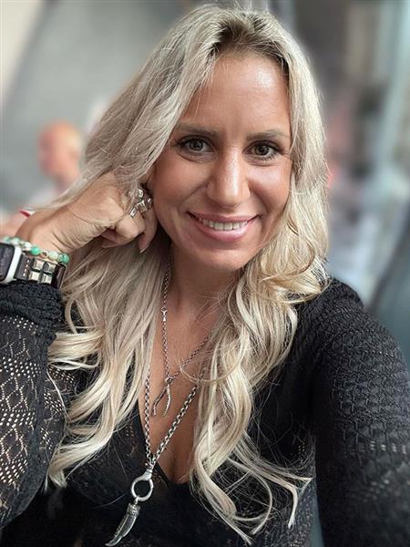 Grote foto ben jij de juiste man voor mij contacten en berichten vrouw zoekt man