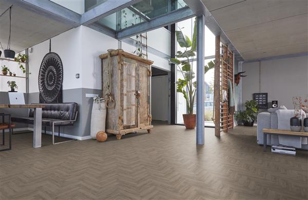 Grote foto yup herringbone dryback smoky doe het zelf en verbouw tegels