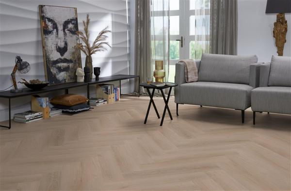 Grote foto yup merton herringbone click dark oak doe het zelf en verbouw tegels