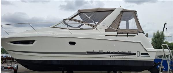 Grote foto zeer moderne hernieuwde refit sportjacht 9x3m watersport en boten motorboten en jachten