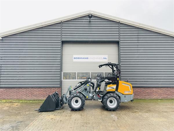 Grote foto giant g2700 x tra hd minishovel nieuw zeer compleet agrarisch shovels