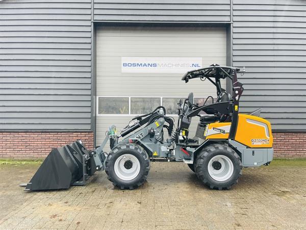 Grote foto giant g2700 x tra hd minishovel nieuw zeer compleet agrarisch shovels