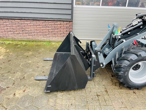 Grote foto giant g2700 x tra hd minishovel nieuw zeer compleet agrarisch shovels