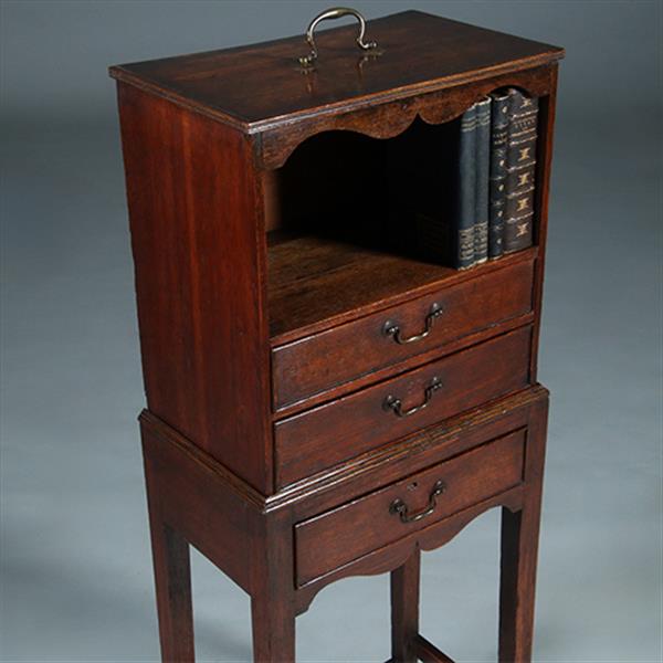 Grote foto engels tafelkastje met drie laden in eiken draagbare bovenkant ca 1775 no.252030 antiek en kunst stoelen en banken