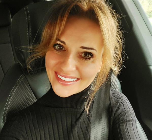 Grote foto shemale zoekt lieve eerlijke man. erotiek vrouw zoekt nmalig contact man