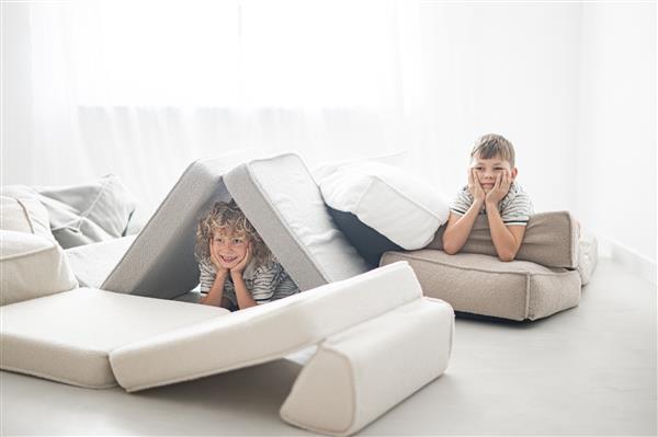 Grote foto boucl lounger wit kinderstoel lounger en speelplek grey kinderen en baby complete kinderkamers