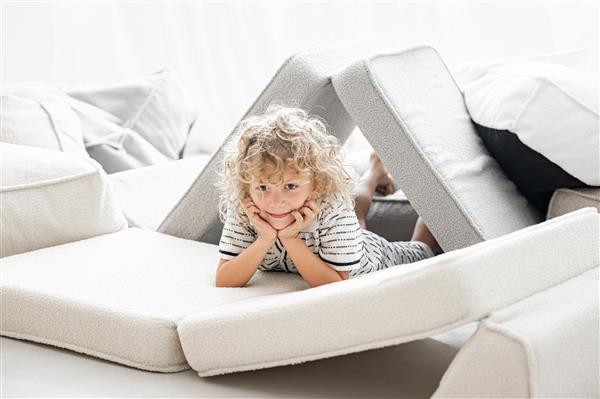 Grote foto boucl lounger wit kinderstoel lounger en speelplek grey kinderen en baby complete kinderkamers