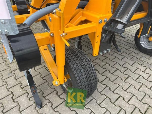 Grote foto veenhuis terraject 300 8.12 30639 agrarisch mestpompen
