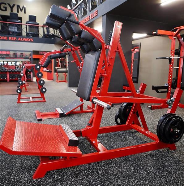 Grote foto front and back squat machine full commercial custom made audio tv en foto algemeen