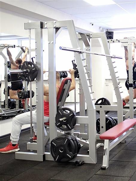 Grote foto smith machine and squat rack full commercial custom built audio tv en foto algemeen