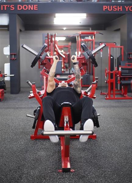 Grote foto incline chest press machine audio tv en foto algemeen