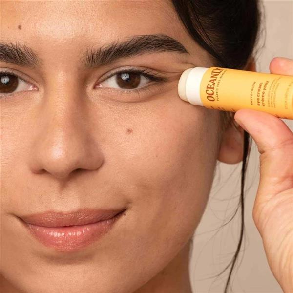 Grote foto oceanly radiant glow oogcr me met vitamine c audio tv en foto algemeen