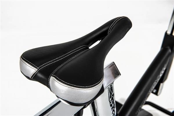 Grote foto srx 3500 indoor cycle met vrijloop kinomap en iconsole app audio tv en foto algemeen