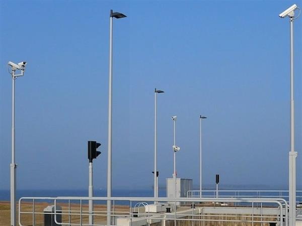 Grote foto kantelmast 4 meter staal verzinkt met grondstuk zakelijke goederen overige zakelijke goederen