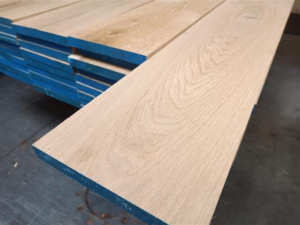 Grote foto 20x180mm 215cm eiken doe het zelf en verbouw hout en planken
