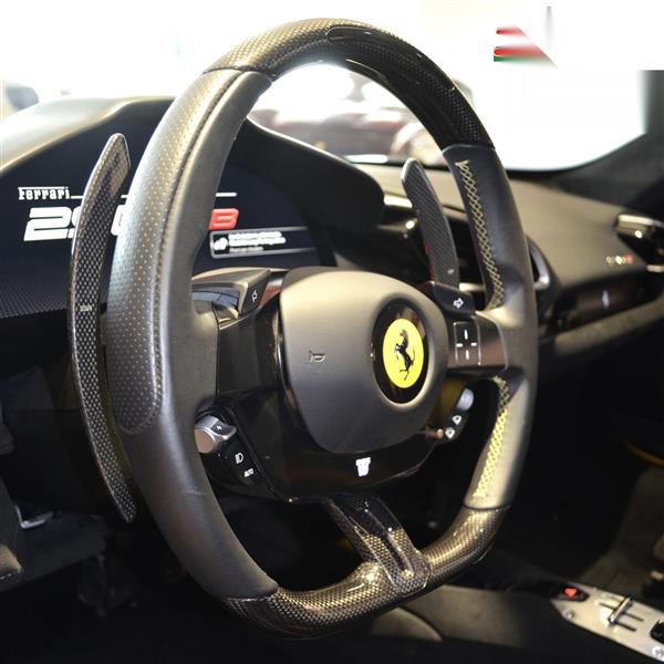 Grote foto dit betreft een set ferrari 296 roma purosangue sf90 carbon schakel flippers auto onderdelen tuning en styling