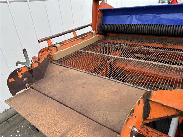 Grote foto nobels 3b beddenrooimachine voor bloembollen en wortelen agrarisch oogstmachines