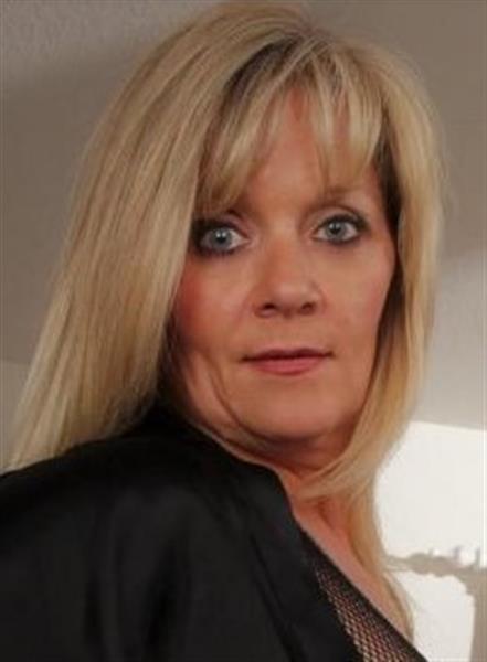 Grote foto een man om samen verder te gaan erotiek contact vrouw tot man