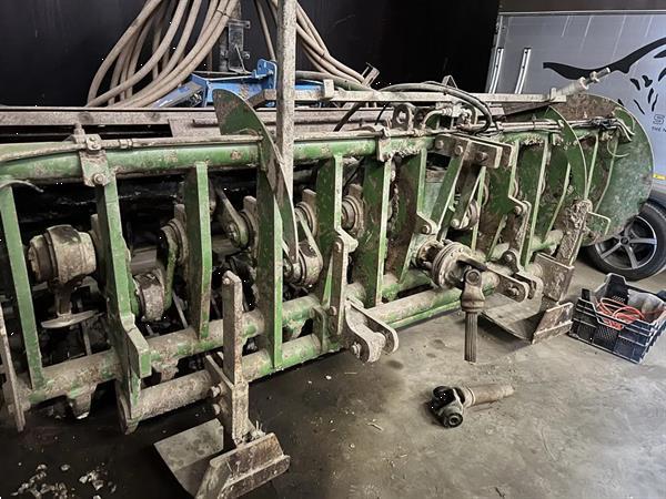 Grote foto celli spitzaai combinatie spitmachine rotoreg zaai verdeel installatie agrarisch ploegen