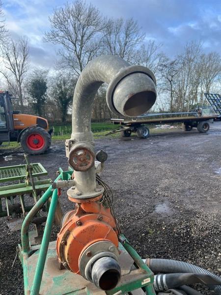 Grote foto landini landini pomp optioneel met haspel ferbo 410 100 agrarisch beregeningapparatuur