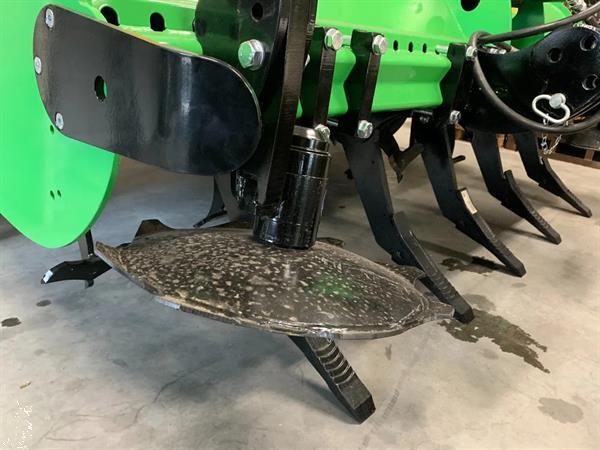 Grote foto farmtec horta 3 meter voor zandgrond met hydraulisch aangedreven rol uit voorraad leverbaar agrarisch ploegen