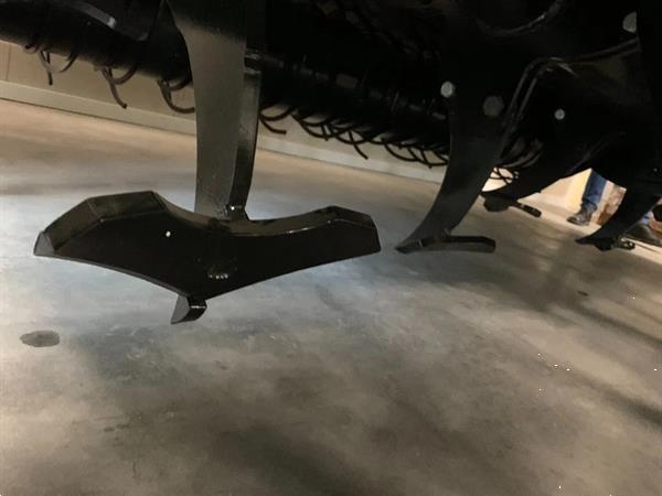 Grote foto farmtec horta 3 meter voor zandgrond met hydraulisch aangedreven rol uit voorraad leverbaar agrarisch ploegen