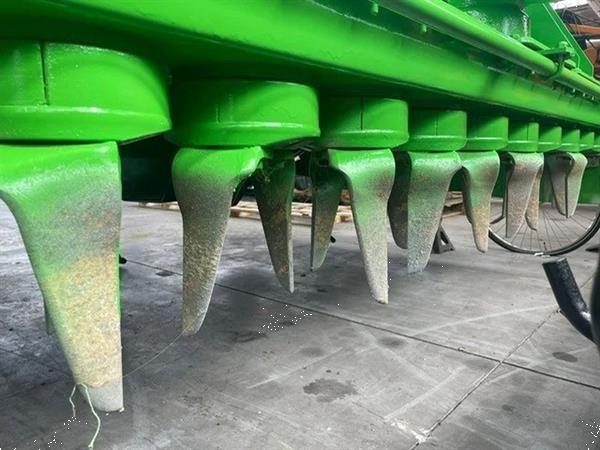 Grote foto farmtec met rotoreg en spikerol overjarig demo agrarisch akkerbouw