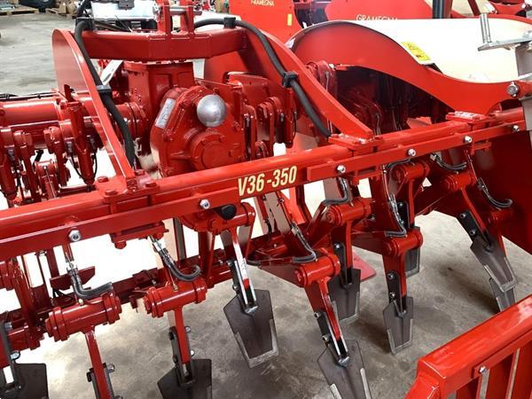 Grote foto gramegna v36 350 krukasspitmachine agrarisch ploegen