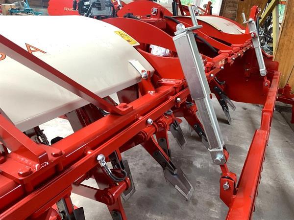 Grote foto gramegna v36 350 krukasspitmachine agrarisch ploegen
