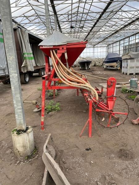 Grote foto accord zaaimachine opbouw compactor agrarisch zaaimachines