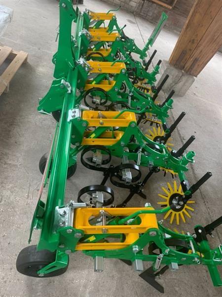Grote foto maintech maintech schoffelbalk met compleet paralellogram en toebehoren vingerweeder weeder gree agrarisch cultivators en woelers