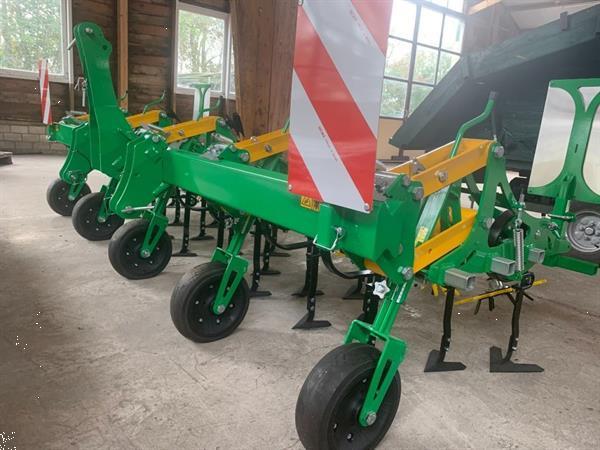 Grote foto maintech maintech schoffelbalk met compleet paralellogram en toebehoren vingerweeder weeder gree agrarisch cultivators en woelers