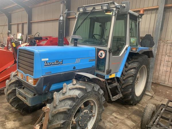 Grote foto landini 8880 kooloogst trekker lage urenstand agrarisch tractoren