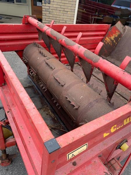 Grote foto schuitemaker amigo 20 zelfladend en voordoseerband agrarisch uithalers en verdelers