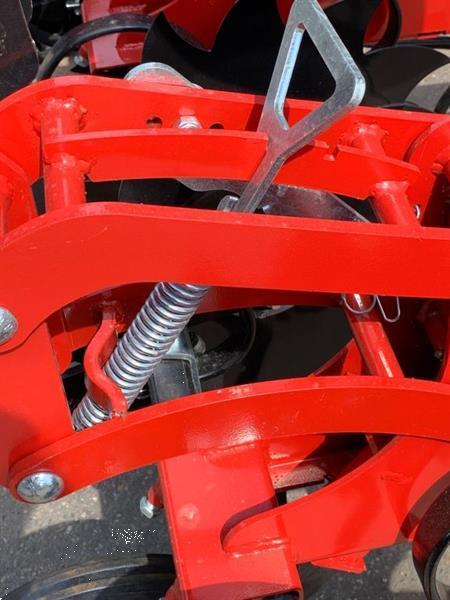 Grote foto kramer minos rijen schoffel 4.5 meter hydraulisch opklapbaar agrarisch cultivators en woelers