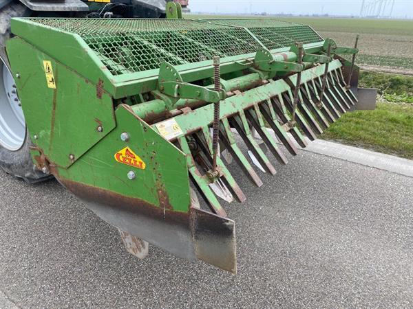 Grote foto celli ng 310 krukas spitmachine ng 310 agrarisch ploegen