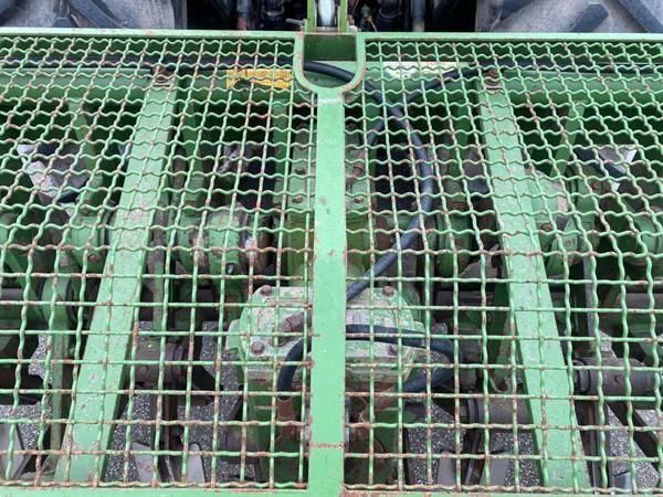 Grote foto celli ng 310 krukas spitmachine ng 310 agrarisch ploegen