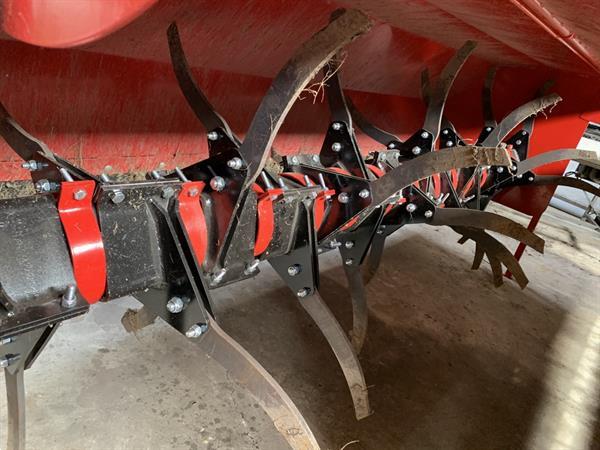 Grote foto mechanische onkruid verwijderen gmn kweek kvik killer optioneel met voorzet woel agrarisch akkerbouw