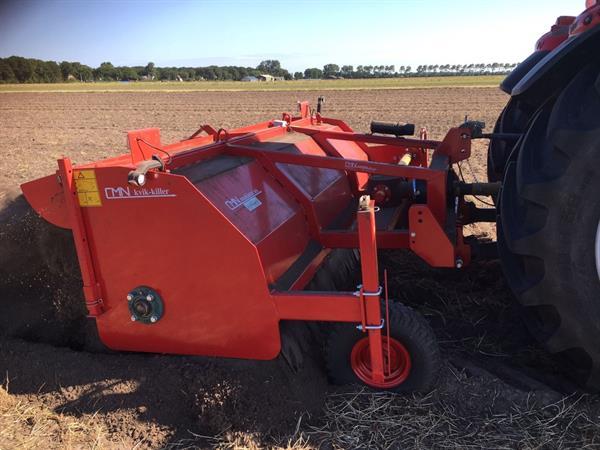 Grote foto mechanische onkruid verwijderen gmn kweek kvik killer optioneel met voorzet woel agrarisch akkerbouw