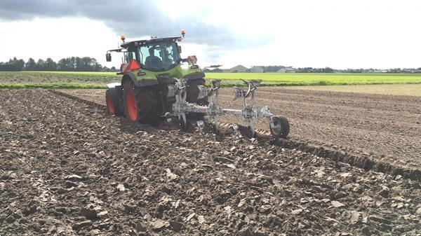 Grote foto kramer ermo ploeg 3 schaar 2 fasen ploeg agrarisch akkerbouw