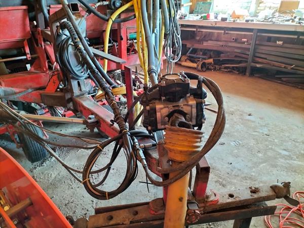 Grote foto aardappel plant poot machine structural snaren pootmachine agrarisch zaaimachines