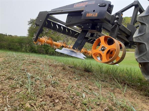 Grote foto lagrot schaaf machine agrarisch akkerbouw