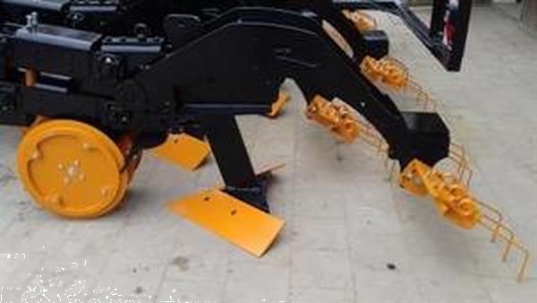 Grote foto lagrot schaaf machine agrarisch akkerbouw
