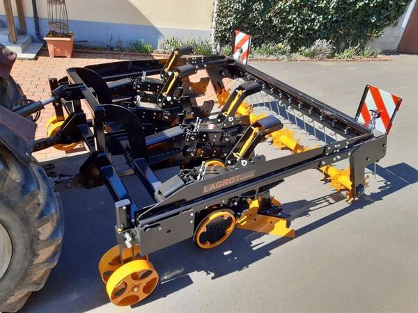 Grote foto lagrot schaaf machine agrarisch akkerbouw