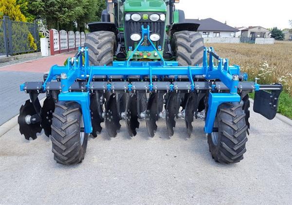Grote foto kramer front schijveneg 2.5 en 3 meter breed agrarisch akkerbouw